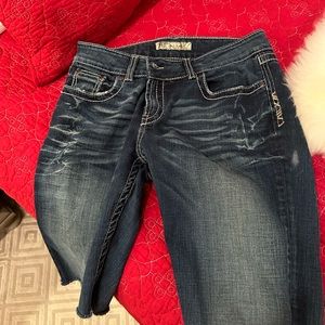 BKE Shorts Women's Size 34 Distress Cut Off Shorts Culture Fit Dark Wash